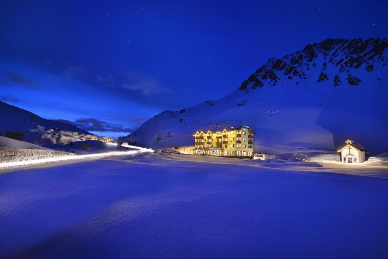 Hotel Interalpen イゾラッチャ エクステリア 写真